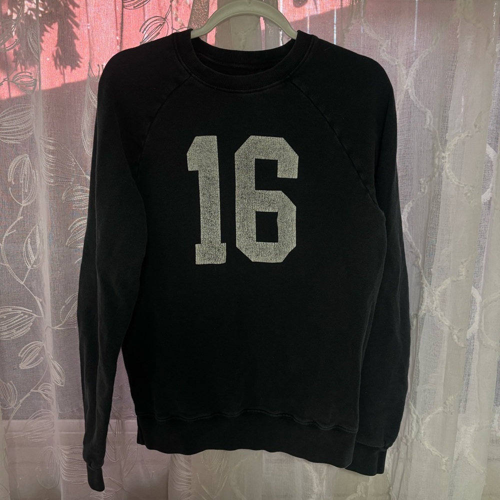 Brandy Melville 16 Sweatshirt